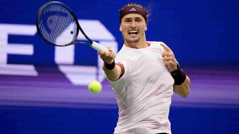 Alexander Zverev hat sich gegen Quentin Halys in die dritte Runde der US Open gezittert.
