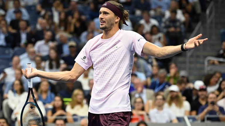 Alexander Zverev hat vor seinem US-Open-Halbfinale deutliche Kritik am Spielplan geäußert.