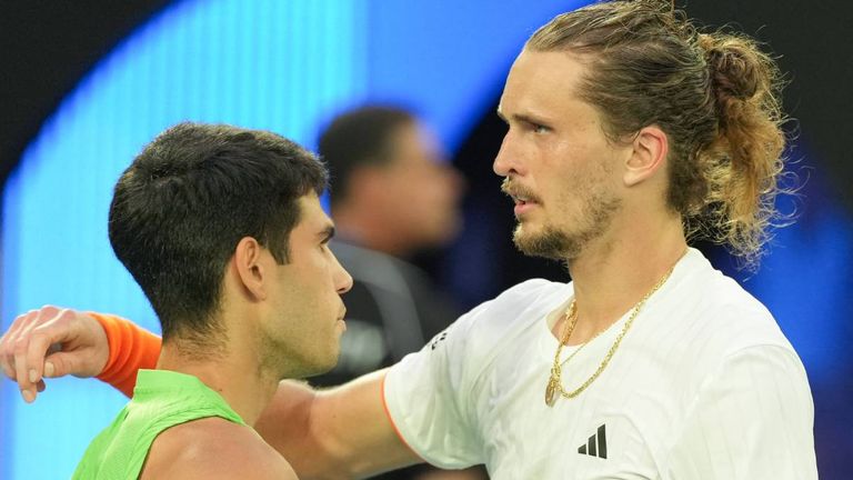 Carlos Alcaraz (l.) und Alexander Zverev können ab 2028 von einer Änderung der Weltrangliste profitieren.