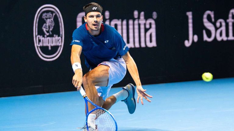 Daniel Altmaier steht im Achtelfinale von Basel.