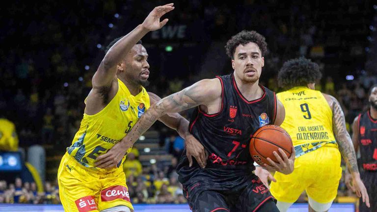 Die EWE Baskets Oldenburg warten weiter auf die Trendwende und kassierten gegen Bamberg die vierte Niederlage in Folge.