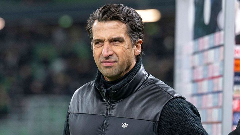 Sportchef Jonas Boldt steht bei Hannover 96 gehörig unter Druck.