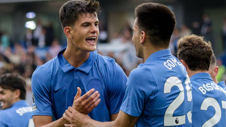 Chema Andres überzeugt bei Brighton & Hove Albion.
