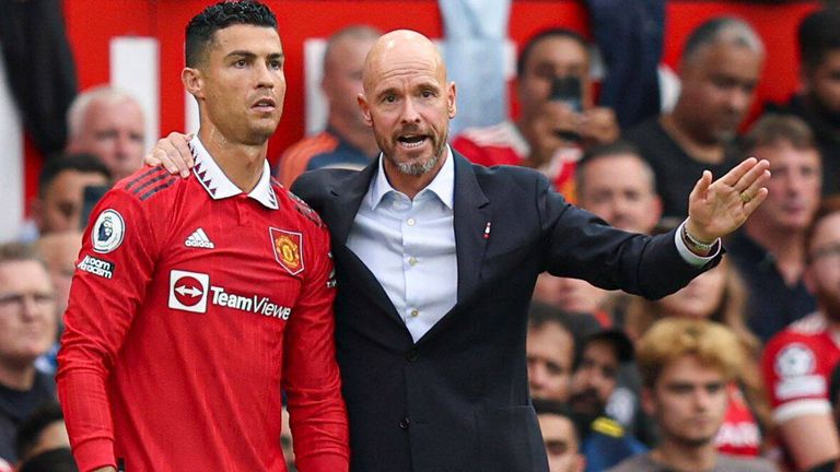 Erik ten Hag (r.) und Cristiano Ronaldo arbeiteten bei Manchester United zusammen. 