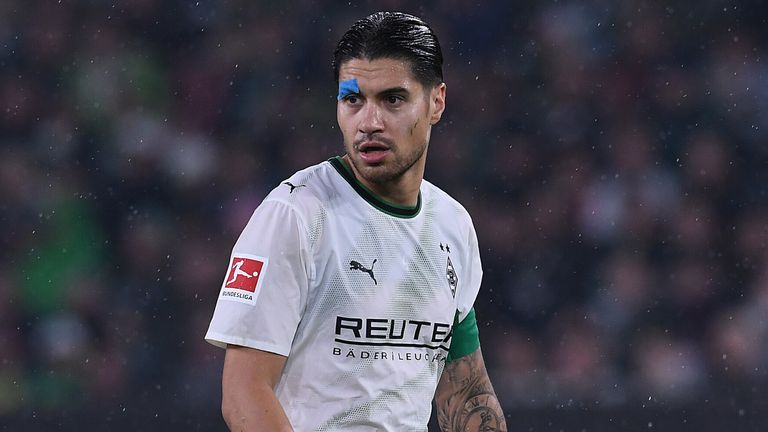 Kevin Diks fehlt Borussia Mönchengladbach beim Gastspiel in Stuttgart. 