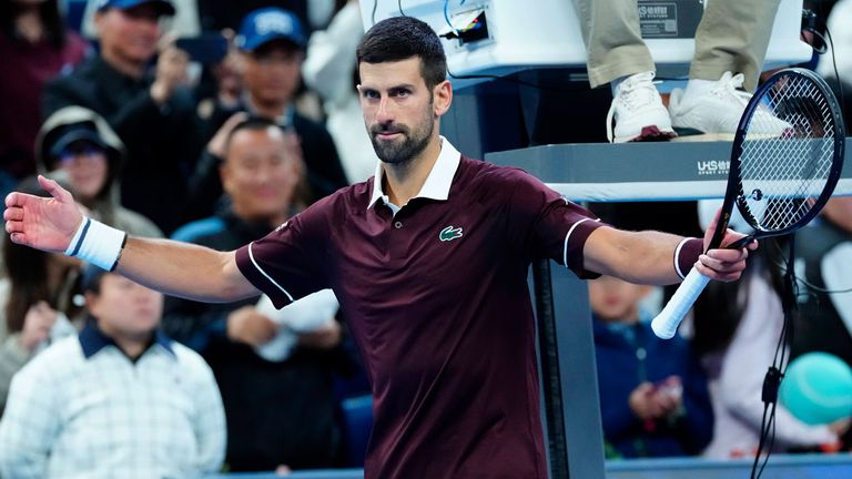 Novak Djokovic steht im Finale von Peking.