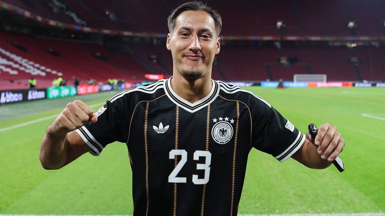 Younes Ebnoutalib stand beim FC Schalke hoch im Kurs.