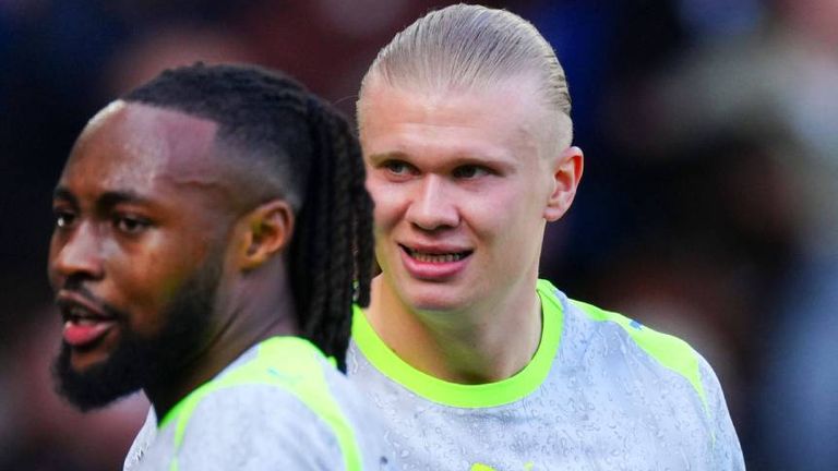 Antoine Semenyo (l.) wird Manchester City länger fehlen.