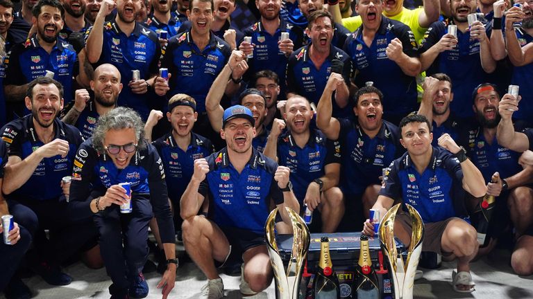 Max Verstappen triumphiert beim Singapur-GP. Vom 23. bis 25. Oktober steht in der USA in Austin das nächste Rennwochenende an.