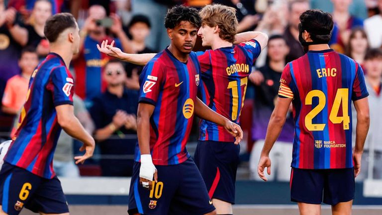 Der FC Barcelona gewinnt mit 3:0 gegen Getafe.