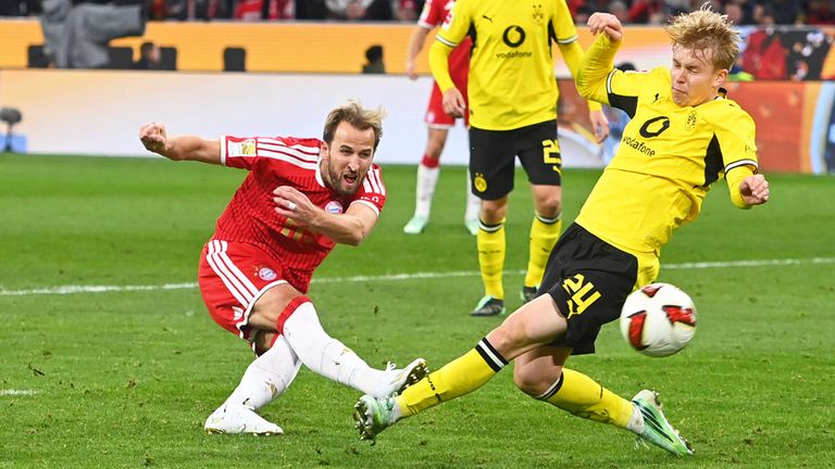Bayern-Star Harry Kane (l.) im Spiel gegen Borussia Dortmund.