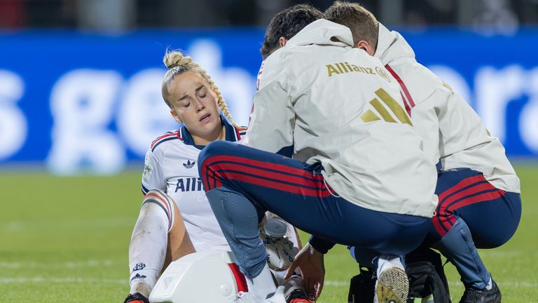 Giulia Gwinn verletzte sich im Topspiel gegen Eintracht Frankfurt.