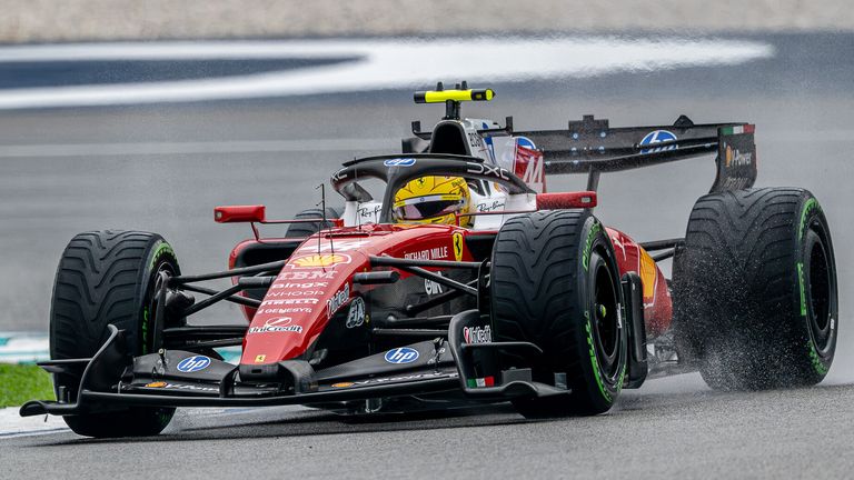 Lewis Hamilton hatte auf der Formationsrunde in Malaysia massive Probleme. 