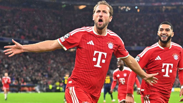 Harry Kane (l.) traf beim Bayern-Remis gegen Arsenal vom Punkt.