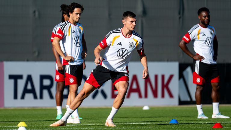 Felix Keidel (SV Elversberg, v.) wird weiter auf sein DFB-Debüt warten müssen.
