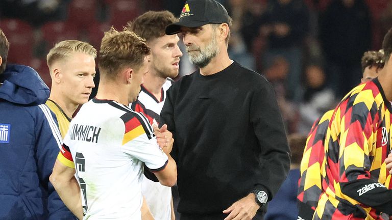 Jürgen Klopp erklärt den Move mit Joshua Kimmich.