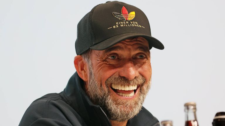 Jürgen Klopp verrät auf einer Kinder-PK eine kuriose Anekdote.