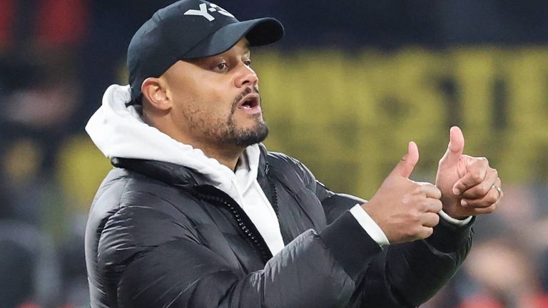 Bayern-Trainer Vincent Kompany befindet sich offenbar auf dem Weg der Besserung. 
