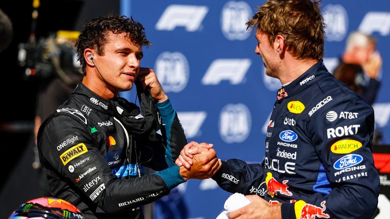 Lando Norris (l.) und Max Verstappen werden in Mexiko in FP1 nur zuschauen.