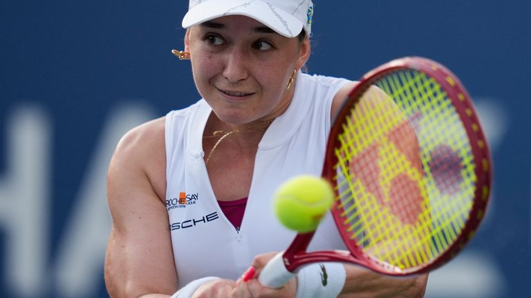 Eva Lys musste ihr Auftakt-Match in Peking verletzt aufgeben.