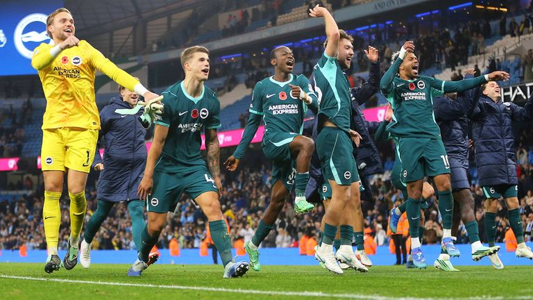Brighton & Hove Albion jubelt bei Manchester City.