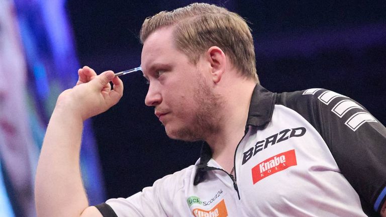 Martin Schindler verliert im Finale der Darts-EM gegen Ross Smith