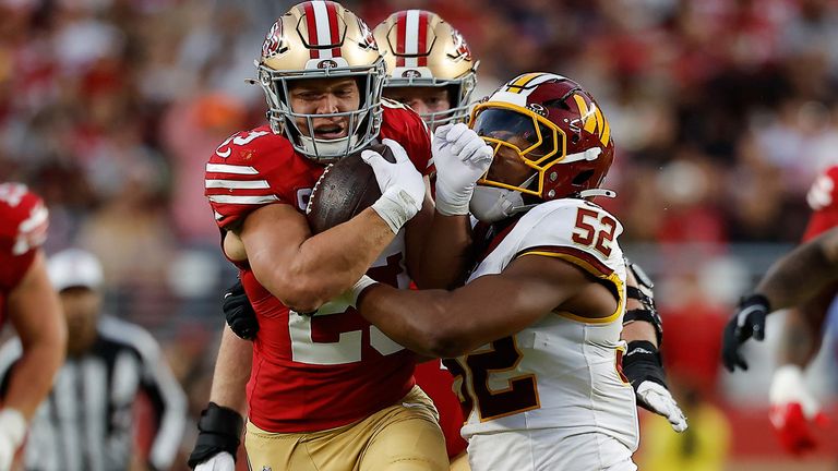49ers-Running-Back Christian McCaffrey (l.) war der Sieggarant für San Francisco gegen die Washington Commanders.