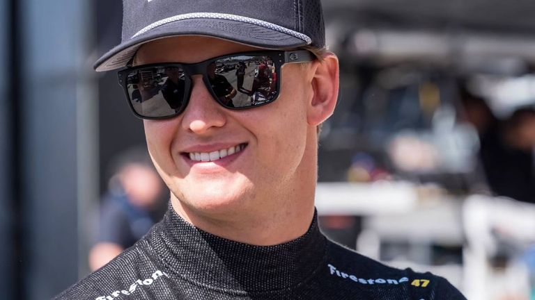 Mick Schumacher kehrt 2027 mit der IndyCar-Serie nach Europa zurück.