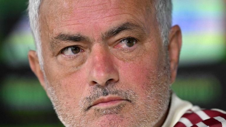 Jose Mourinho stellte sich vor dem Liga-Spiel gegen Villarreal demonstrativ hinter Kylian Mbappé und wies die Kritik zurück.