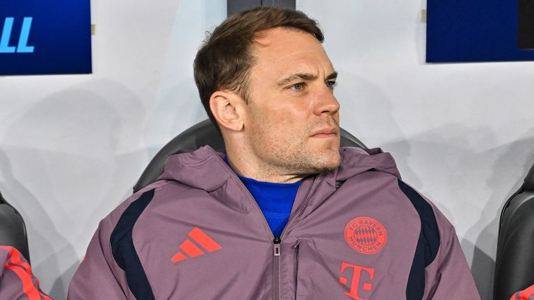 Manuel Neuer muss derzeit pausieren.