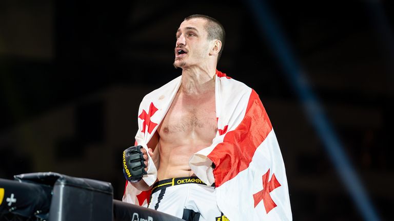 Bei OKTAGON 96 trifft Amiran "The Sniper" Gogoladze am 31. Oktober auf den Ares-FC-Champion Felix Klinkhammer im Weltergewicht-Titelkampf. 