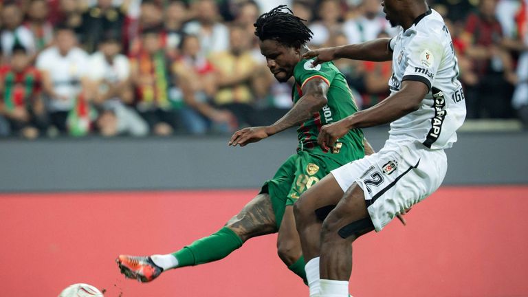 Gift Orban hat mit sieben Toren in sechs Spielen großen Anteil am überraschenden Höhenflug von Amed SK in der Süper Lig.