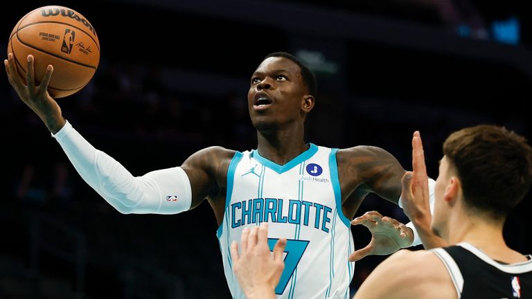 Dennis Schröder steht vor einer neuen Herausforderung: In Charlotte soll der DBB-Kapitän Leistungsträger und Mentor zugleich sein.
