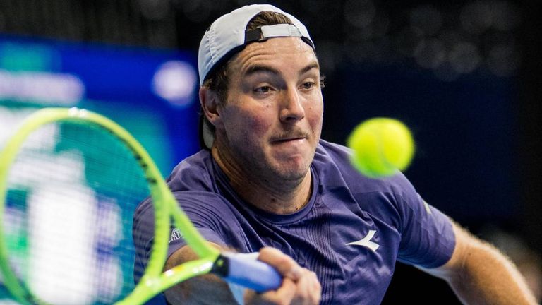 Jan-Lennard Struff erreicht die zweite Runde in Brüssel ein.