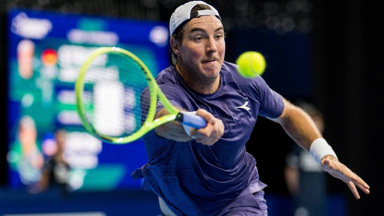 Jan-Lennard Struff ist in Brüssel ins Viertelfinale eingezogen.