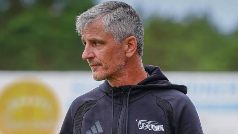Jens Härtel legt sein Amt als Nachwuchstrainer bei Union Berlin nieder.