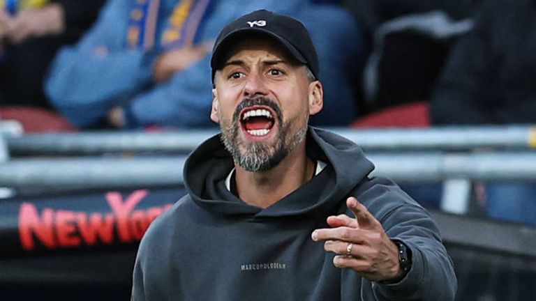 Trainer Sandro Wagner steht bei Hannover 96 unter Druck.