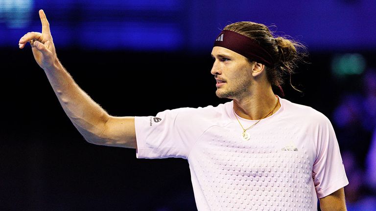 Alexander Zverev zeigt es an: Er ist die Nummer eins der Tennis-Welt!