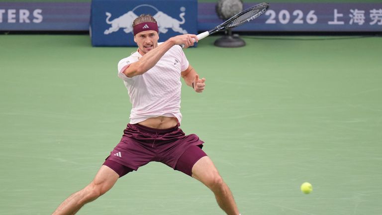 Alexander Zverev zieht in Shanghai ins Finale ein.